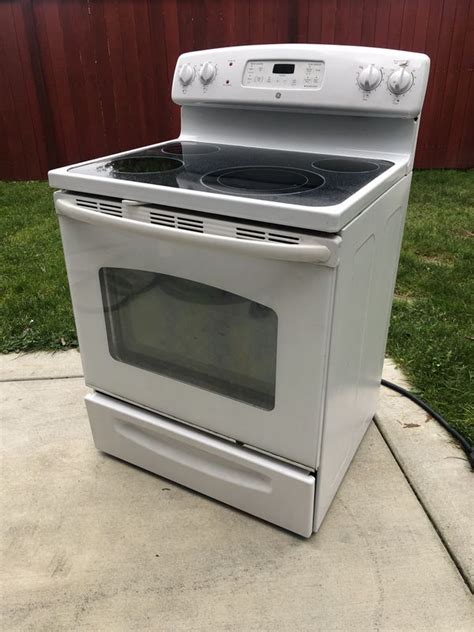 164d3871p008 9. Mar 17, 2021 · QUICK and EASY!GE Gas oven model JGB645SEK3SS. stove range 