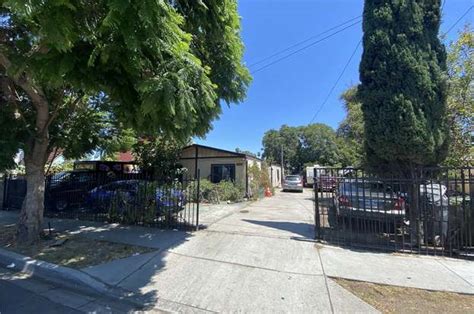 1650 S CENTRAL AVE COMPTON , CA 90220 Pickup Appt: NOT REQUIRED Shipper Ref: 0077969 PO Number: BOL Number: FLL800140797 . Consignee AGORA SURGE LLC % FBA INSPECTION 1230 B2 N MAIN ST FORT BRAGG ...