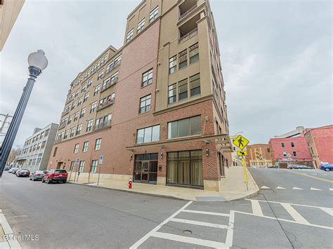 17 Chapel St Albany, NY, 12210 - Apartments for Rent