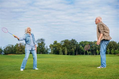 17 Therapist-Recommended Sports for Older Adults …