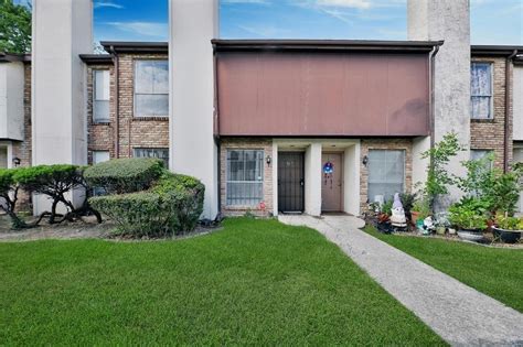 13202 sq. ft. multi-family (5+ unit) located at 17050 Imperial Valley Dr #316, Houston, TX 77060. View sales history, tax history, home value estimates, and overhead views. APN 1087900000001.. 
