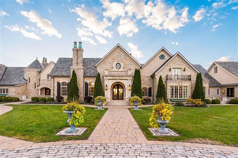 1705 n woodlawn ave. **This property is no longer available.**Exceptionally crafted, this extraordinary, serene country estate was meticulously designed by premier architect, Dic... 