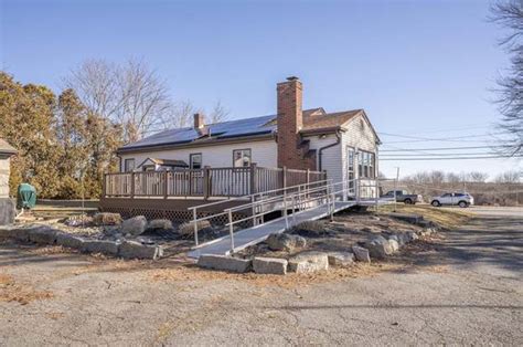 179 Middle Rd, Acushnet, MA 02743 MLS# 73081597 Redfin