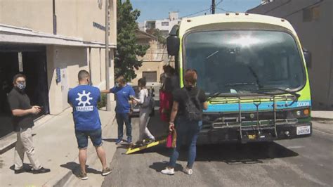 17th, 18th and 19th buses with migrants arrive in L.A.