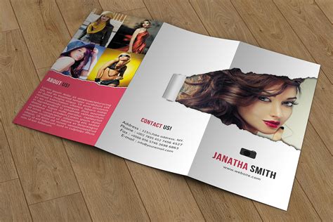 18+ Photography Brochure Examples to Download