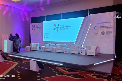 18 Creative Ideas for Corporate Stage Design - Endless … - muktibox.com