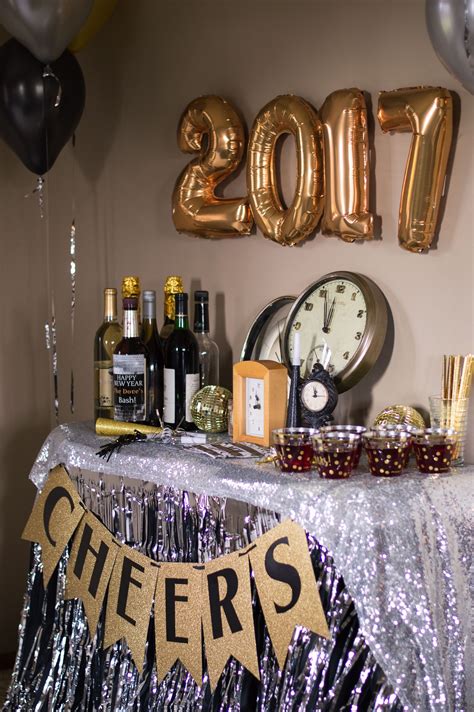 18 Creative New Year’s Eve Party Themes - Ideas