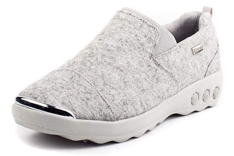 18 Therafit Shoes That Are Stylish & Comfy With a Customized Fit ...