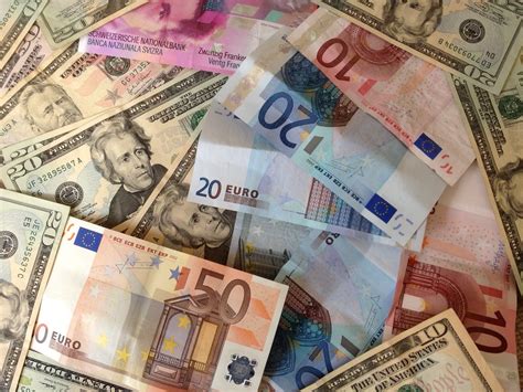 18 euros in us dollars. One can exchange German marks through certain banks and currency services, such as Deutsche Bundesbank Eurosystem and Euro Coin Exchange. Since Germany moved to the euro in 2002, t... 