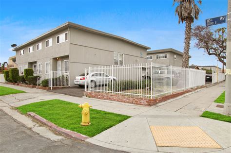 View information about 1850 W 60Th St, Los Angeles, CA 90047. See if the property is available for sale or lease. View photos, public assessor data, maps and county tax information. Find properties near 1850 W 60Th St.. 