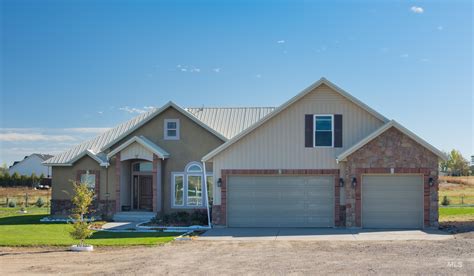 1860 S 1800 E, Gooding, ID 83330 MLS# 98871268 Redfin