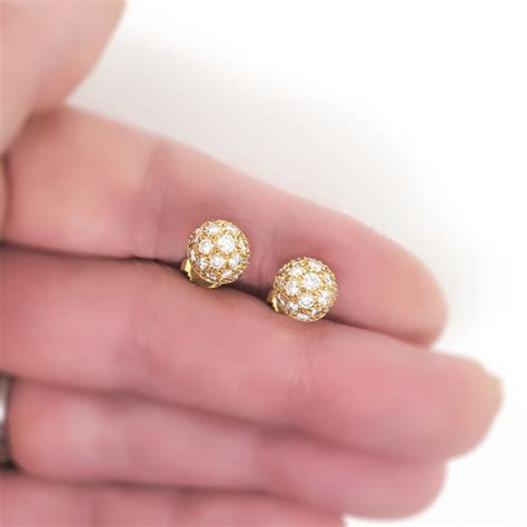 18K Dome Stud Earrings with Diamond Cut Finish EBTH