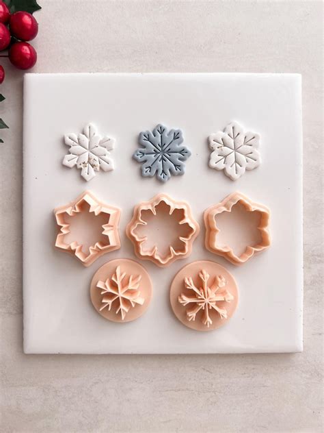 19 DIY Clay Christmas Ornament Ideas to Spark Joy or Sell ... - HearMeFolks - muktibox.com
