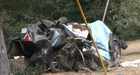 19-year-old dies after car crashes into tree in Sonoma County: CHP