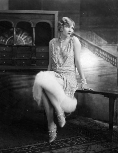 1920s flapper fashion and how to emulate it - muktibox.com
