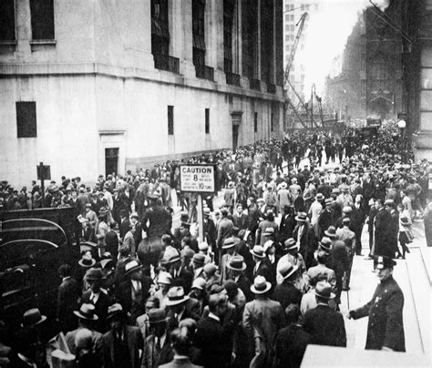 Apr 5, 2022 · It began in the United States on October 24, 1929, otherwise known as “Black Thursday," when panicked investors sold a record 13 million shares. Over the next four trading days, the Dow Jones Industrial …. 