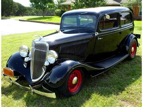 There is 1 new and used 1934 Ford Deluxe l