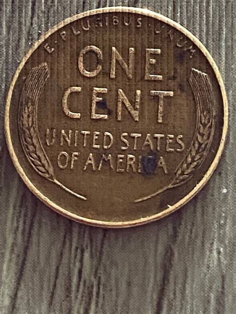 While 1934 saw just two noted varieties of Penny - the 1934 with no mintmark from the Philadelphia Mint and the 1934-D from the Denver Mint - a coin collector will still have plenty of fun collecting 1934 Wheat Penny coins. It’s important to remember that there were 219,080,000 1934 Lincoln Pennies made in Philadelphia and 28,446,000 in Denver, …. 