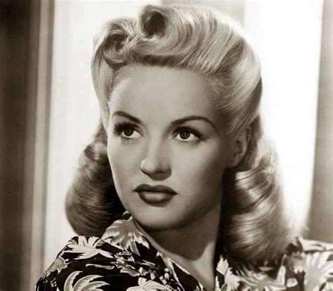 1940s hairstyles. Things To Know About 1940s hairstyles. 