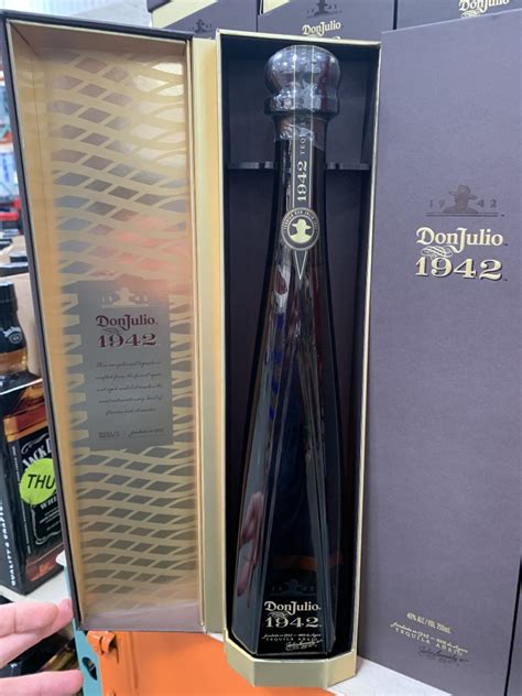 Sep 25, 2021 · Don Julio 1942 tequila may have that tiny bite as a surprise, but this Añejo tequila will simply impress you with the agave flavors and vanilla finish. Read: Is Don Julio 1942 Available At Costco? Don Julio Blanco. Don Julio Blanco Tequila has its unique taste compared to the items in this tequila brand. . 