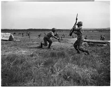 1957 Press Photo Wisconsin Marine infantry troops train at Camp …