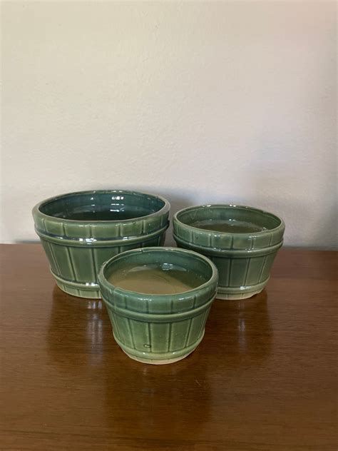 1970s Ceramic Pots - 109 For Sale on 1stDibs - muktibox.com