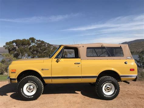 Find many great new & used options and get the best deals for 73-75 1973 1974 1975 Chevy K5 Blazer Gmc Jimmy Full Factory Fiberglass Top at the best online prices at eBay! ... Sunroofs, Hard Tops & Soft Tops for Chevrolet K5 Blazer, K5 Blazer Cars and Trucks, Seats for Chevrolet K5 Blazer, Sunroofs, Hard Tops & Soft Tops for …. 1972 blazer fiberglass top for sale