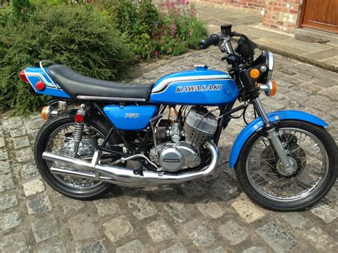 Located in Marietta, South Carolina is this 1975 Kasawki H2 750 and it is available here on eBay for a current bid of $13,500, eighteen bids tendered as of this writing. The Kawasaki “Triple” was produced between 1968 and 1980 displacing 250, 350, 500, and 750 CCs. I specifically recall a college friend who had a “Mach II” 350 CC ....