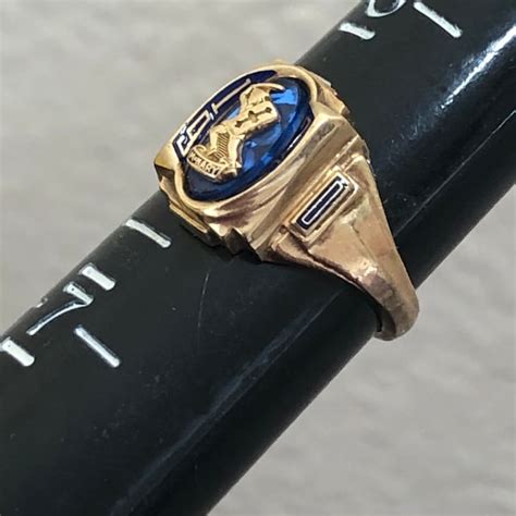 1975 Class Ring - Etsy