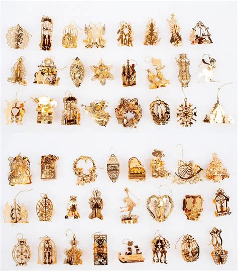 Luxurious set of Danbury Mint Christmas Tree Ornament collection! These were originally issued during the 1970s so the quality is superior. Each is covered in 20k gold and there …