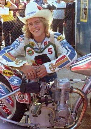 1982 - PENWALL BRUCE PENHALL CRADLEY, LONDON, A.