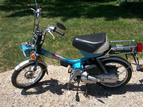 Read 1982 Honda Express Moped Manual 