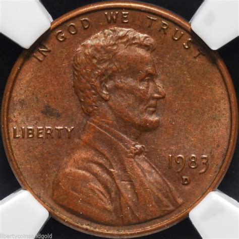 1983 copper penny. The current copper-plated zinc cent issued since 1982 weighs 2.5 grams, while the previous 95% copper cent still found in circulation weighed 3.11 g (see further below). The U.S. Mint's official name for the coin is "cent" and the U.S. Treasury's official name is "one cent piece". The colloquial term penny derives from the British coin of the same name, … 