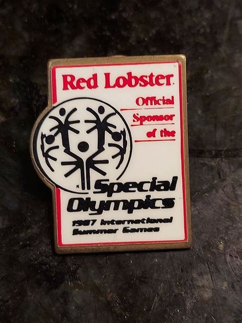 1987 Red Lobster Sponsor of The Special Olympics Pinback