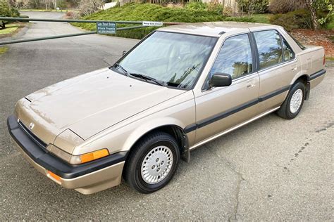 1987 honda accord. For example, the specification written in the owner’s manual for a 2004 Honda Accord lists the correct ATF as: ATF-Z1. But now they are calling it “ DW-1 .”. So, long story short, use DW-1 automatic transmission fluid in your Honda Accord. I recommend going with the official stuff, rather than some off-brand. 