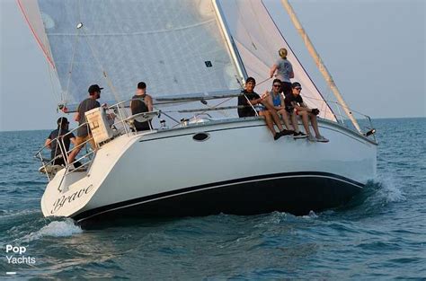 1988 Hunter Legend 37.5 — For Sale — Sailboat Guide