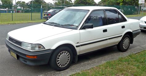 1989 toyota corolla. Toyota Corolla VI (E90) 1.6 (105 Hp) Sedan 1989 1990 1991 1992 1993 | Technical Specs, Fuel consumption, Dimensions, 105 Hp, Petrol (Gasoline), 4 Doors, 5 Seats 