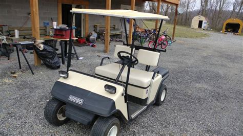 1990 ez go marathon. EZGO Golf Cart Models Marathon and Medalist There are several older electric models such as the EZ GO Marathon and Medalist, both of which were made in the 1980's to 1990's - you can tell these carts by their front cowl and seat back. The Marathan electric golf cart was manufactured from 1980 to 1994. The Medalist was made from 1993 to 1999. 