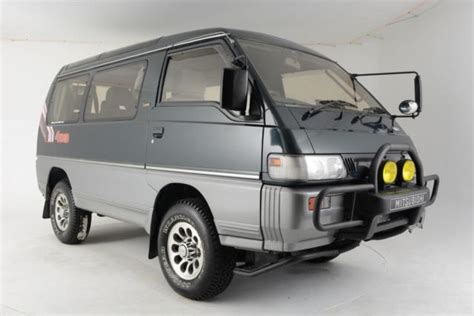 1992 Mitsubishi Delica Crystal Lite Roof 4WD Diesel