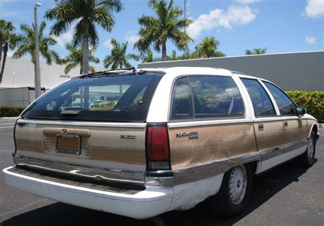 1993 roadmaster estate wagon service and repair manual. - Salomon smith barney guide to mortgage backed and asset backed.