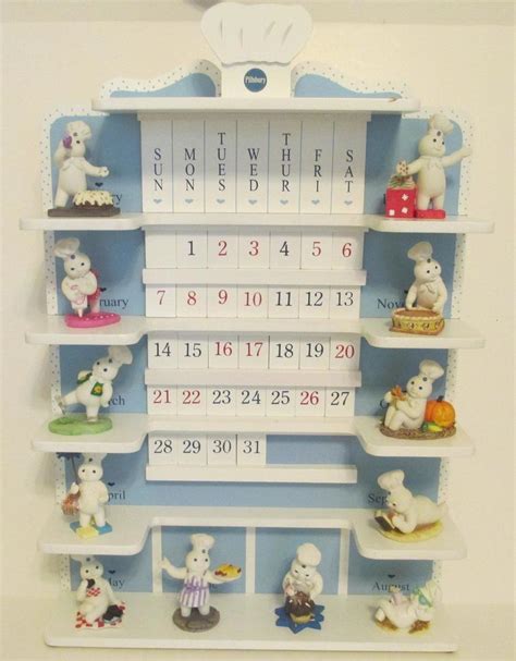 1997 Pillsbury Doughboy Danbury Mint Perpetual Calendar 12 Figures