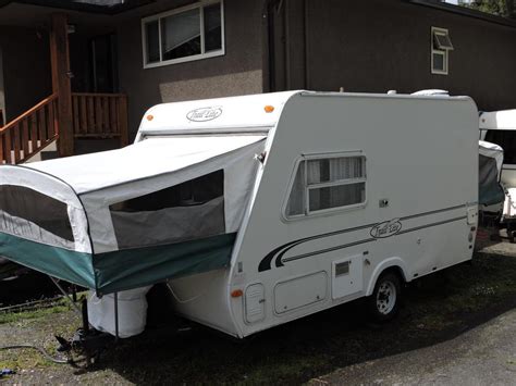 1998 trail lite bantam. Reviewed on July 29, 2020. RV reviewed 2008 R-Vision Trail-Sport 25S. 4.2. This small trailer is very easy to move and park. The back bath has plenty of space and a closet. I have lived aboard with ease and comfort. Storage space is adequate. Plenty of room to sleep with ease in the queen size bed. 