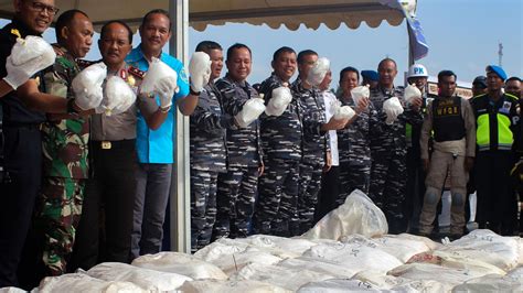 2+ tons from crystal meth found in vessel