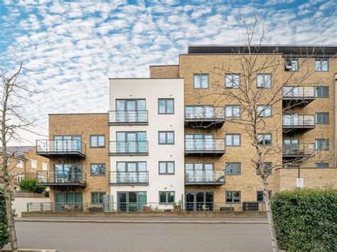 2+ Bed Flats For Sale In Roehampton OnTheMarket