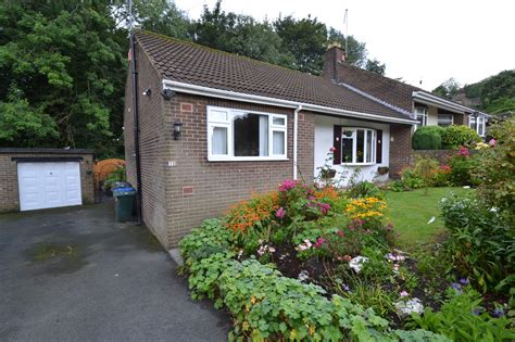 2 Bedroom Semi-detached Bungalow For Sale In Leeds