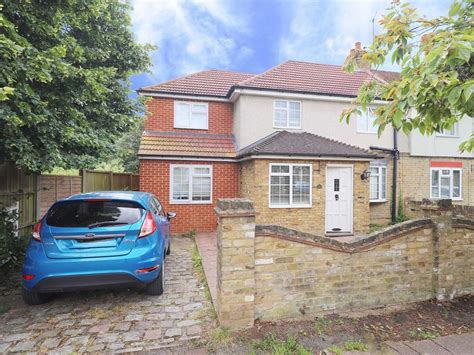 2 Chestnut Close West Drayton UB7 0JT - Property Details Homipi