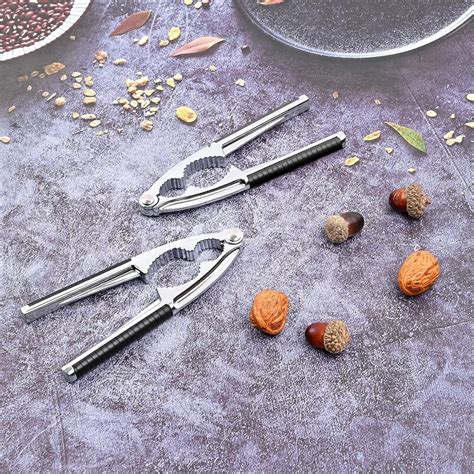 2 Pieces Nut Crackers Walnut Cracker Heavy Duty Shell Cracker