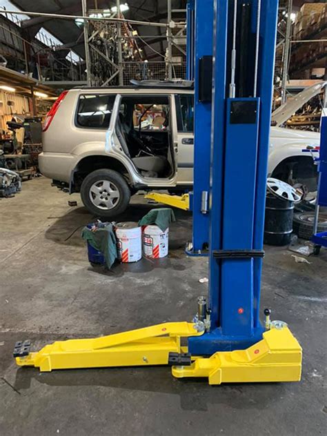 2 Post Car Hoists For Sale In Melbourne Australia