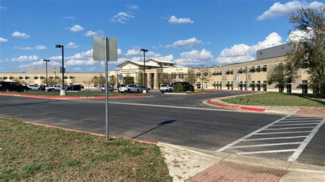 2 Round Rock high schools on lockdown after 'anonymous threat'