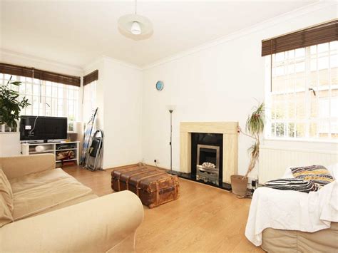 2 bed flat to rent in Frithville Gardens, Shepherds Bush, London …